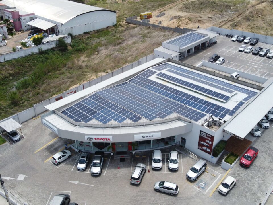 Comércio - UFV Newland Toyota 117,00 kWp - Sobral CE (9)