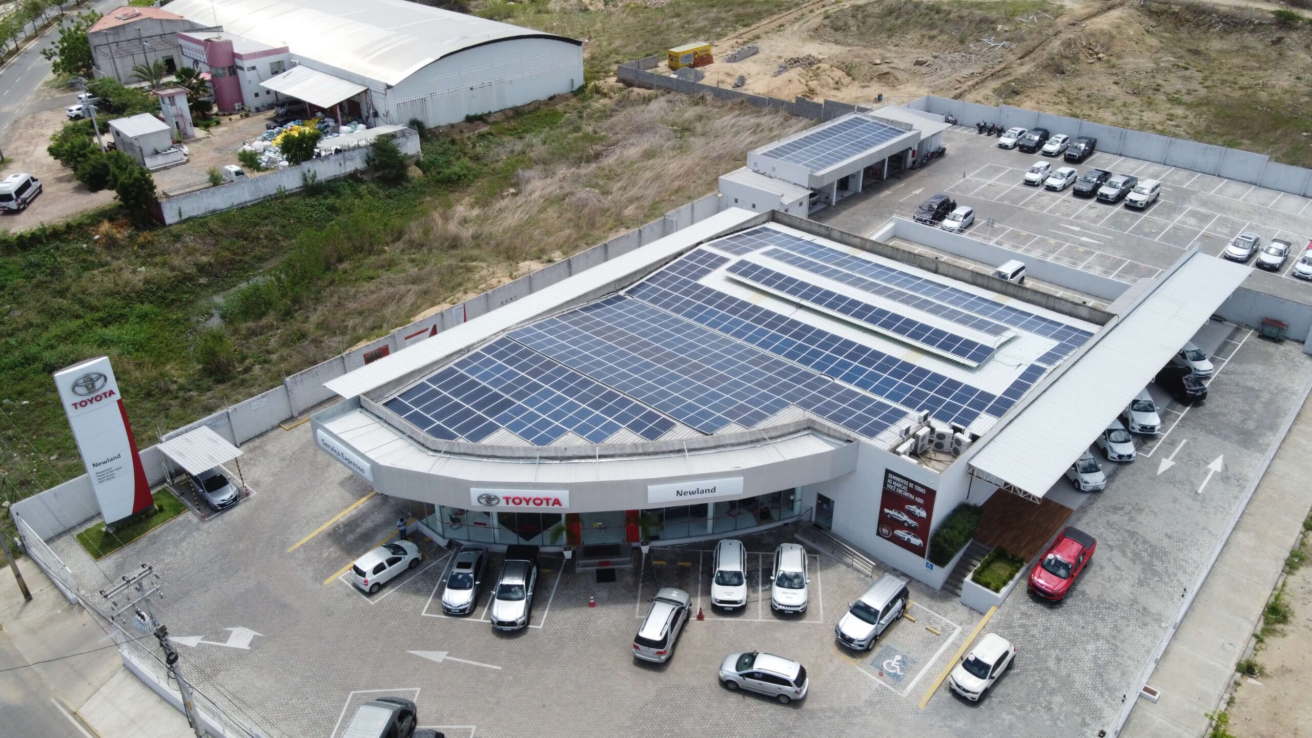 Comércio - UFV Newland Toyota 117,00 kWp - Sobral CE (9)