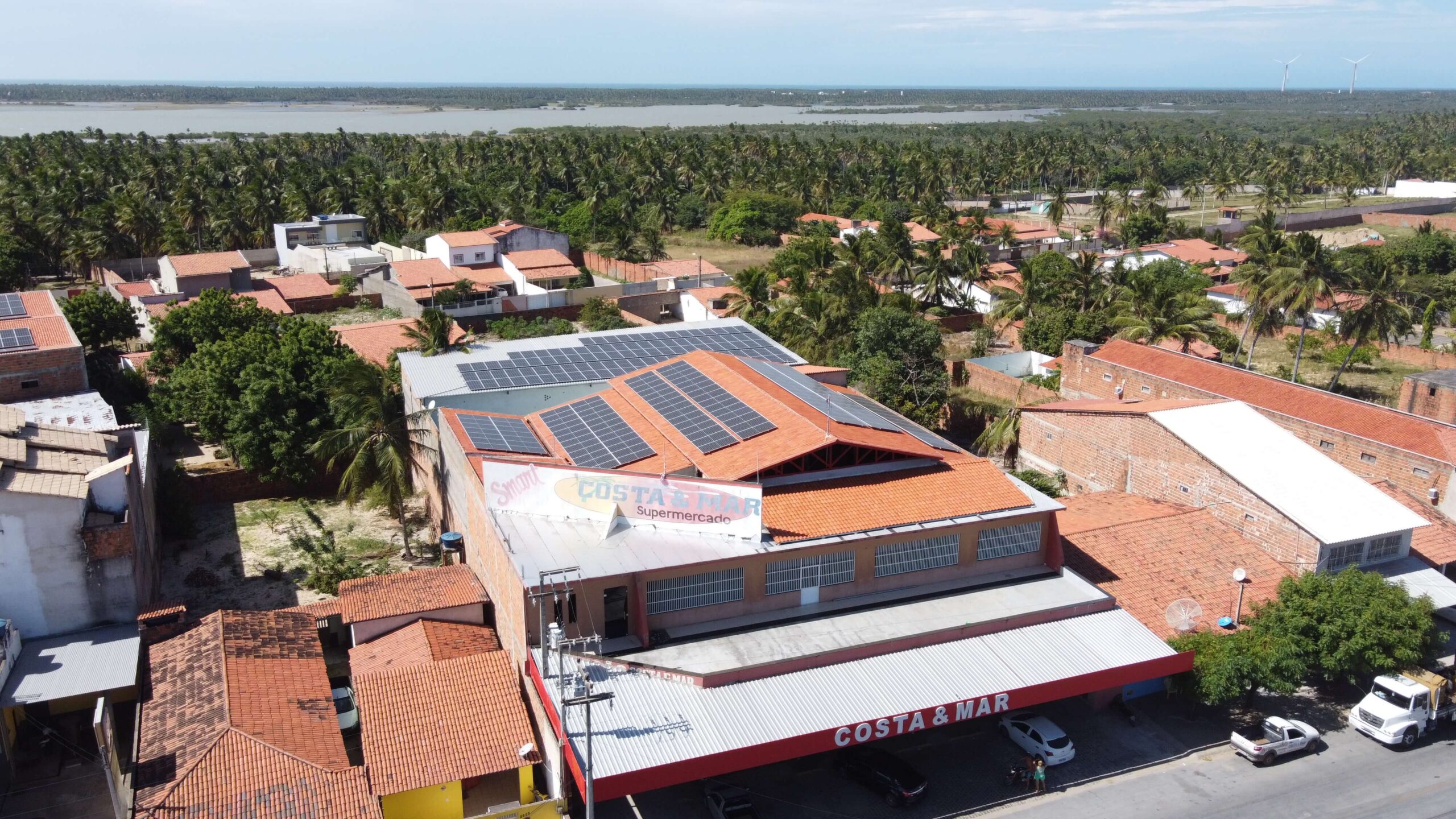 Comércio - Supermercado Costa e Mar 82,72 kWp - Itarema CE