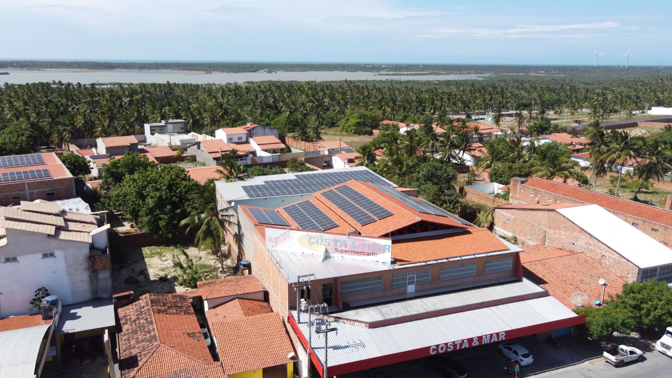 Comércio - Supermercado Costa e Mar 82,72 kWp - Itarema CE