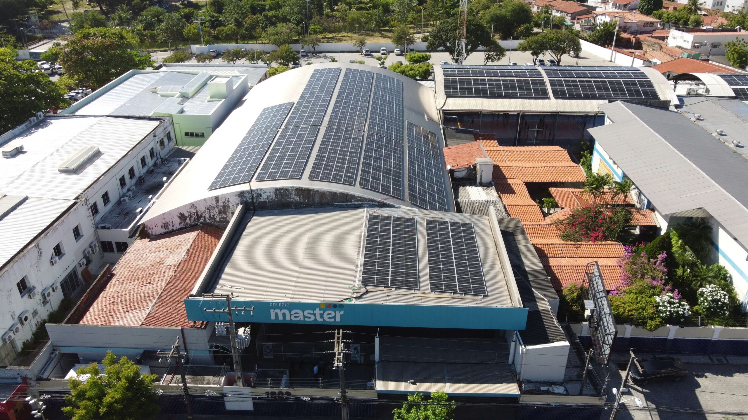 Educacional - UFV Colégio Master Unidade Bezerra 321,30 kWp (2)