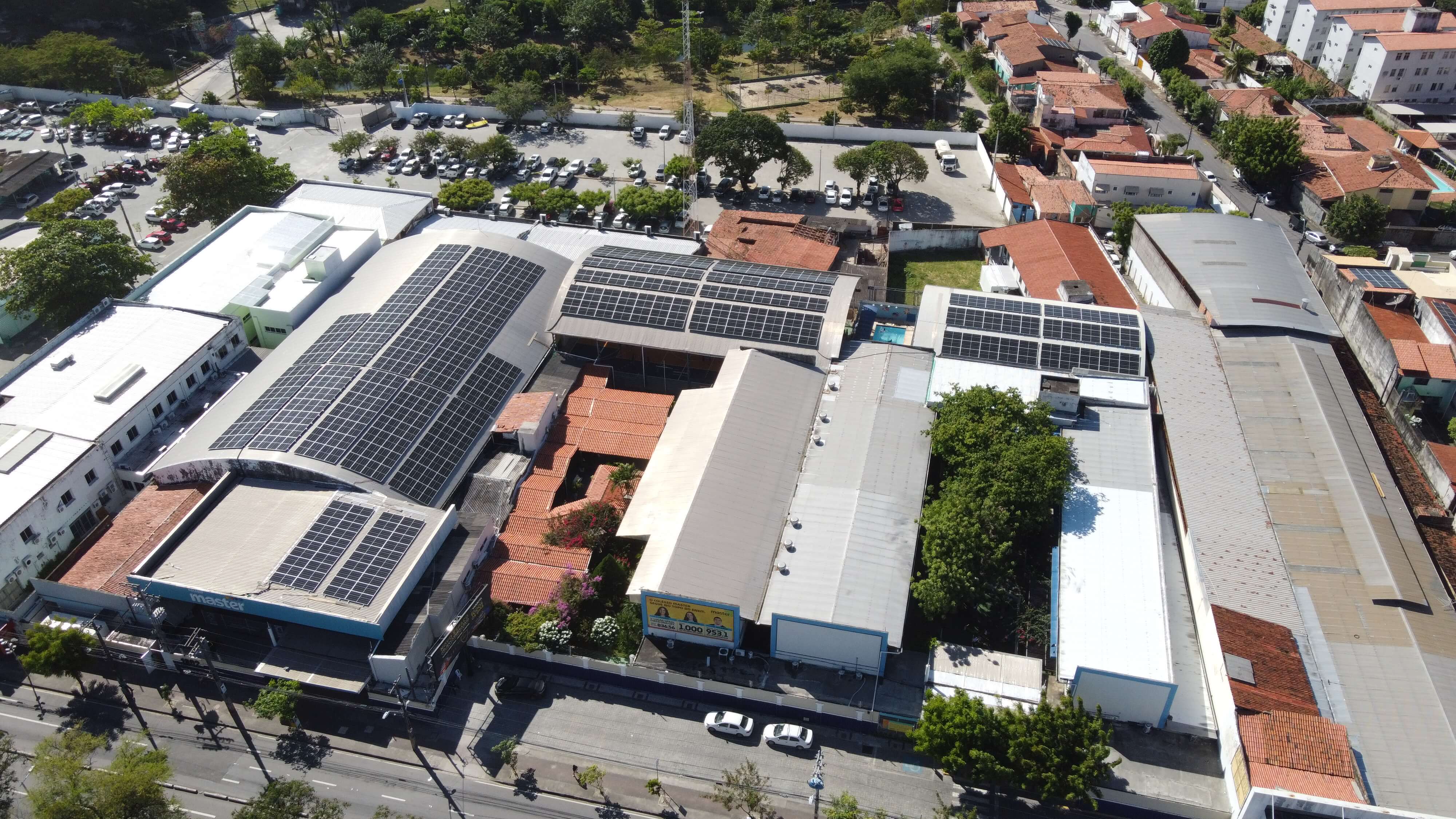 Educacional - UFV Colégio Master Unidade Bezerra 321,30 kWp (4)